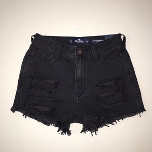 Hollister High-Rise Boyfriend Shorts
